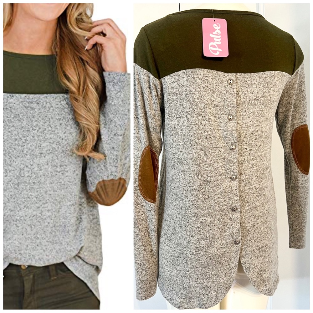 Pulse NWT Keeping Up With Cute Button Back Gray and Olive Knit Top Size Small